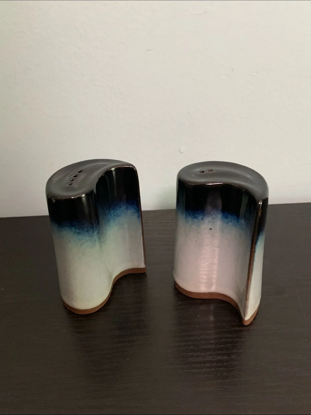 Peter Pots Blue Nesting Salt and Pepper Shaker Set
